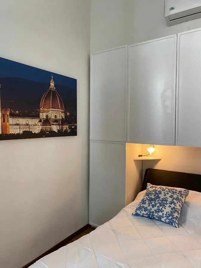 Poggi 18 Apartments 1 Florence Guest house