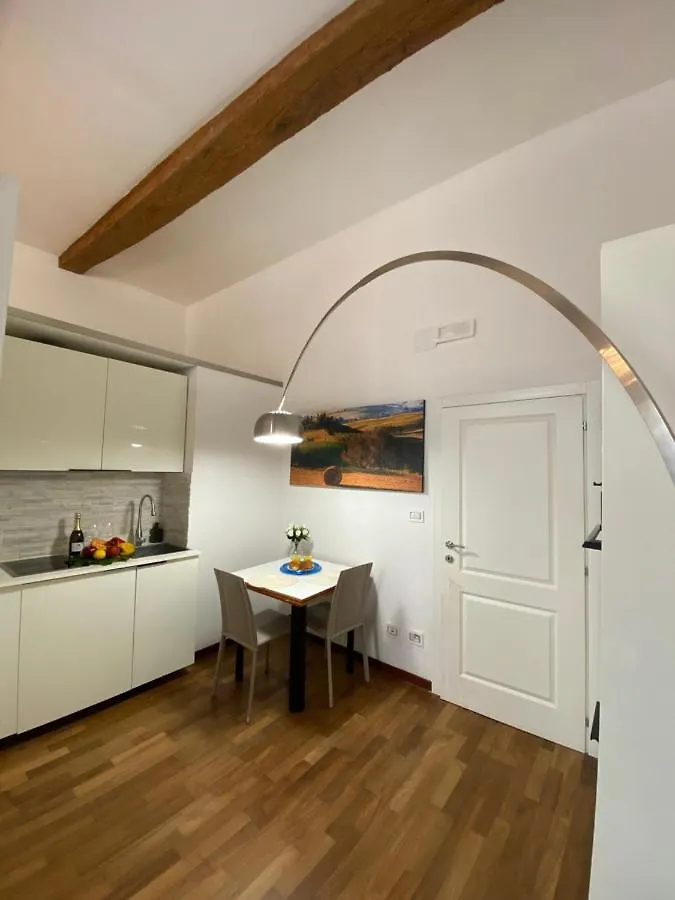 Poggi 18 Apartments 1 Florence Italy
